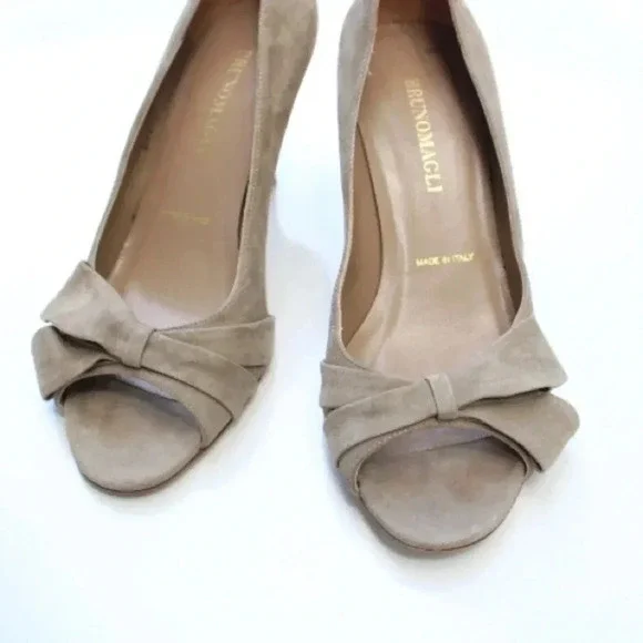 Bruno Magli peep toe pumps - Picture 15 of 16